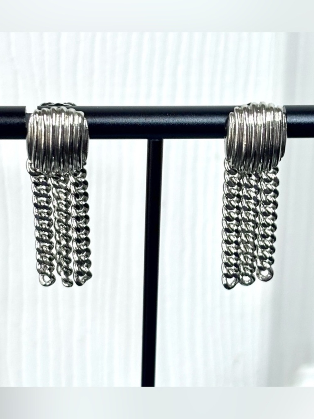 Vintage AVON Dress Silver Tone Shell Pierced Post with Dangle Chains Earrings